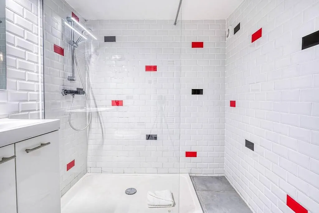 Charmant Studio Boulevard Voltaire - II Paris France